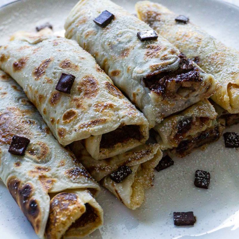 Vegane Crêpes mit Schokofüllung