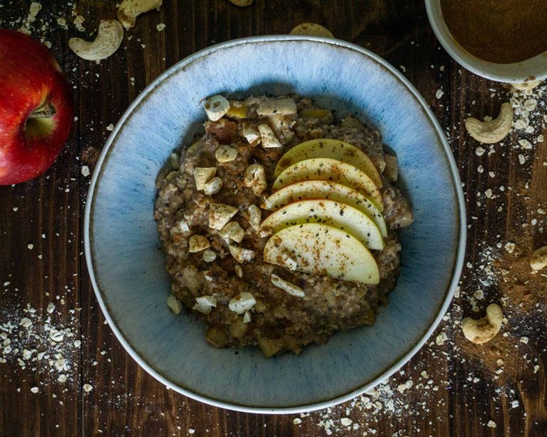 Apfel Zimt Porridge Rezept vegan