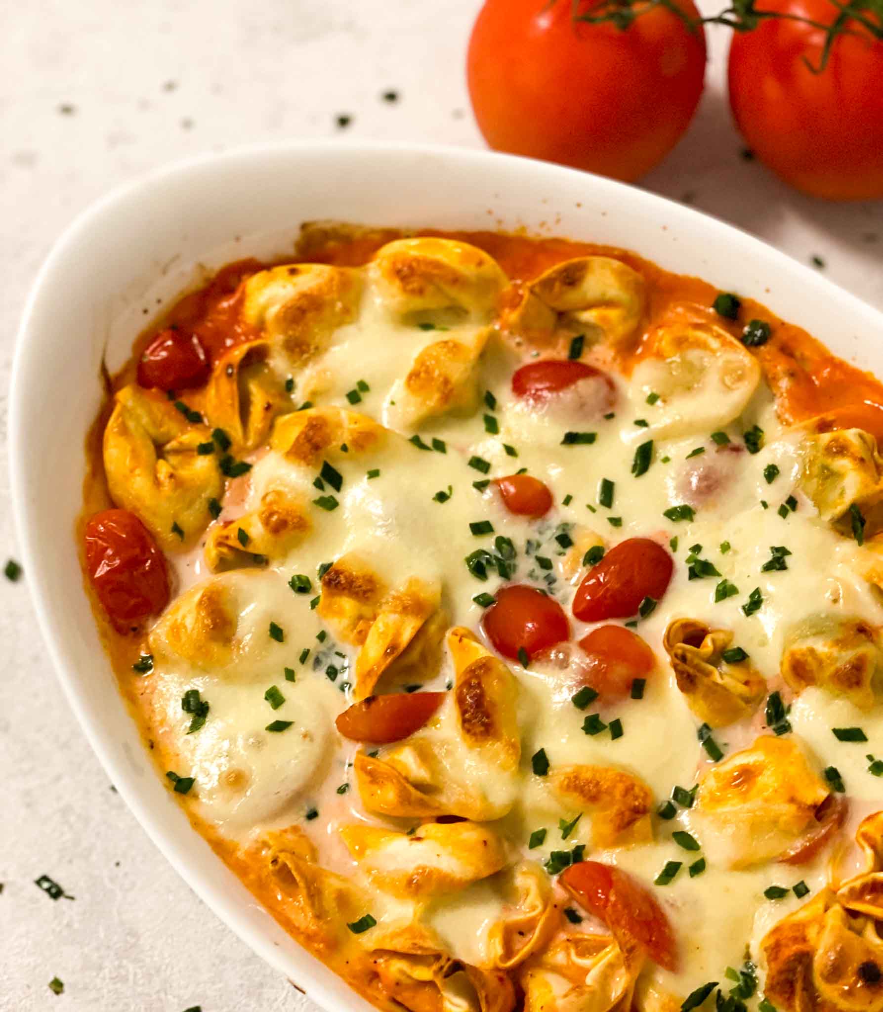 Einfacher Tortellini Auflauf mit Tomate und Mozzarella [vegetarisch ...