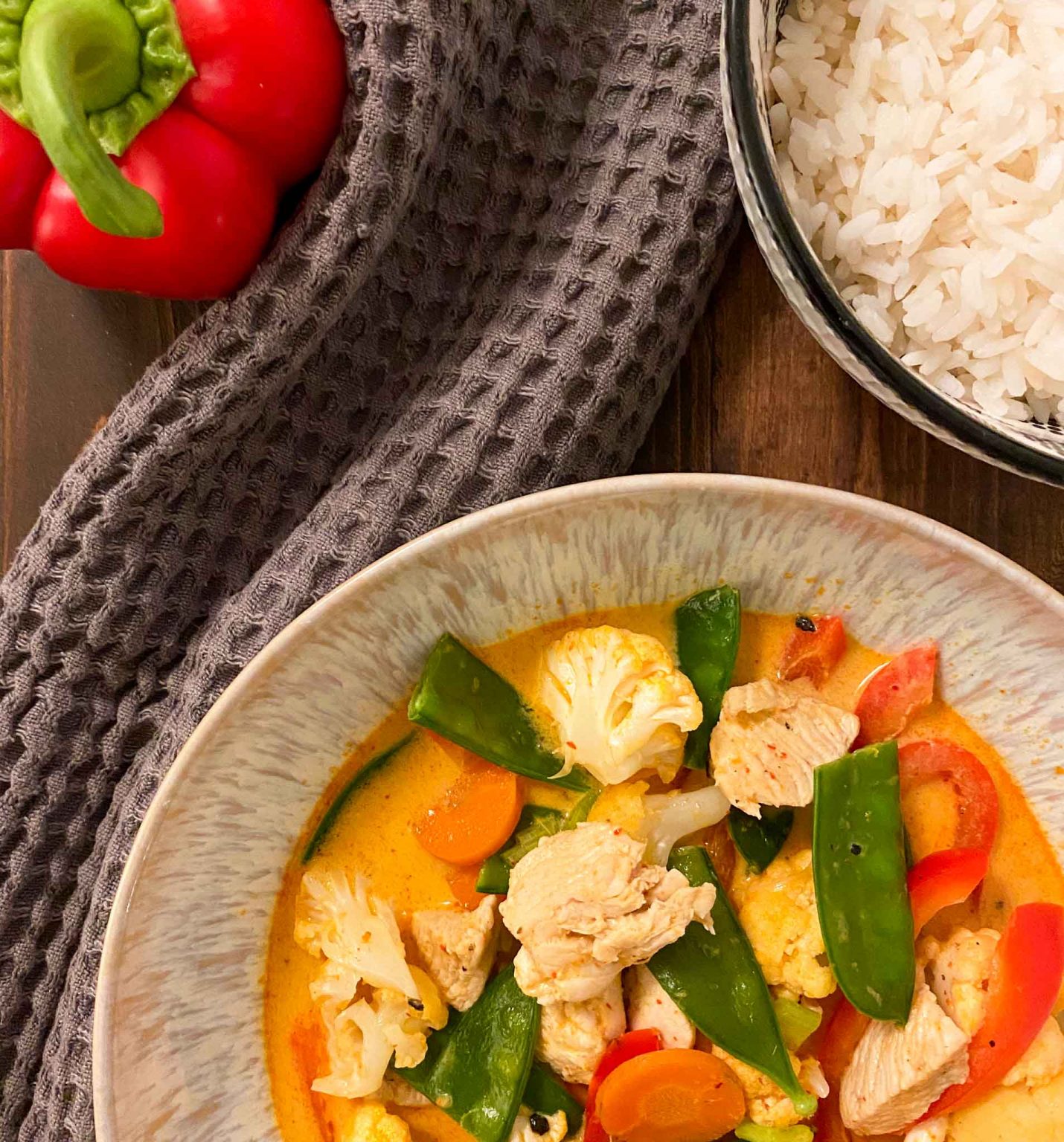 rotes thai curry mit kokosmilch