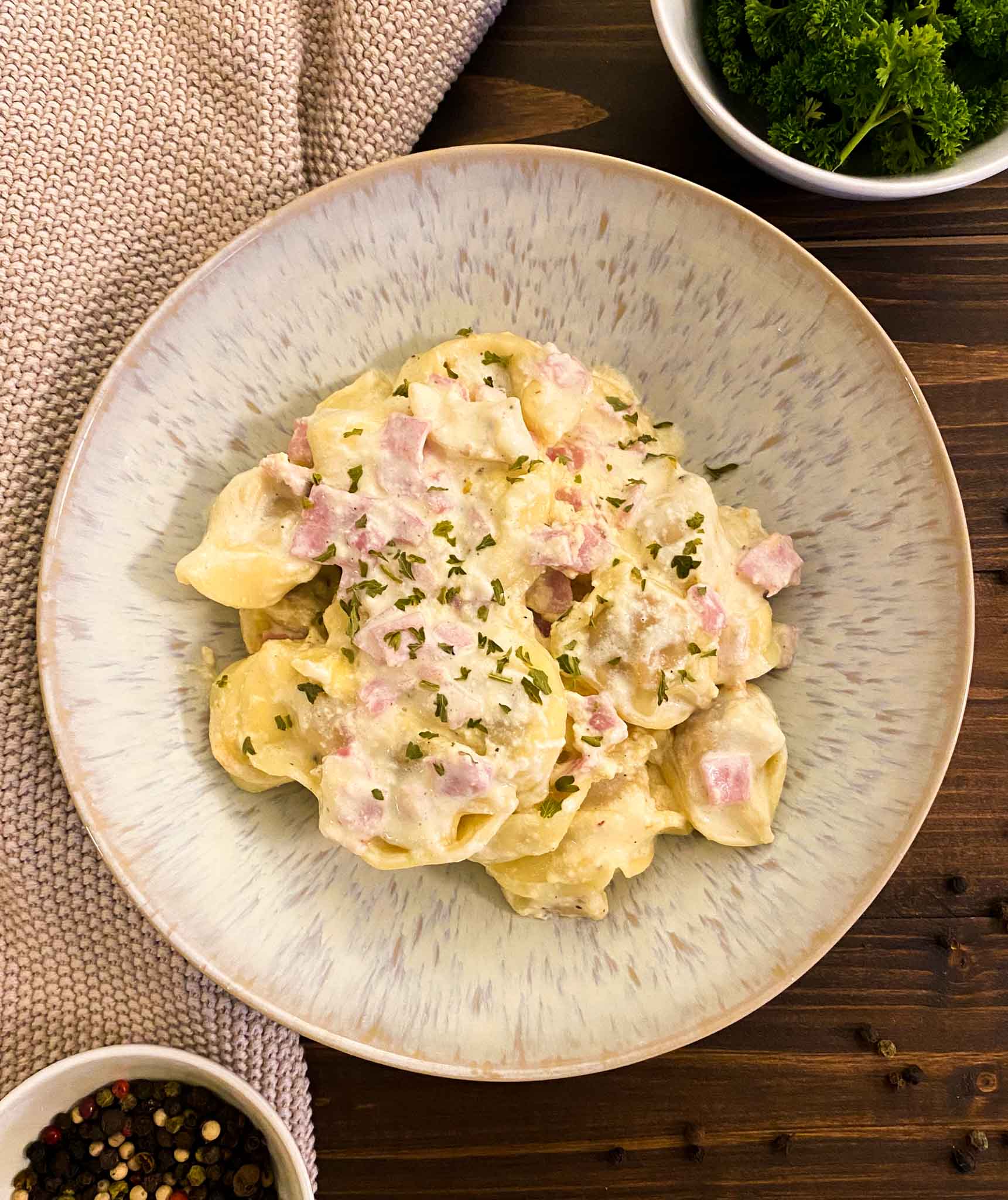 Tortellini alla Panna [wie beim Italiener]