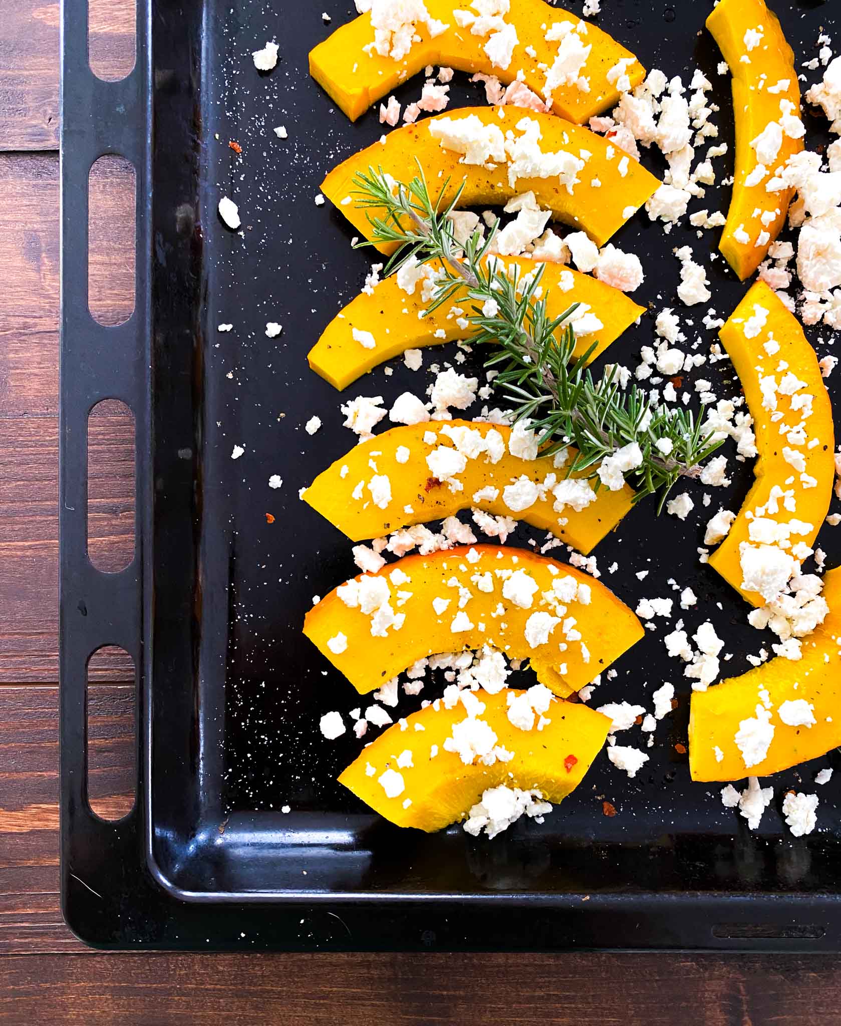 kürbis mit feta im backofen