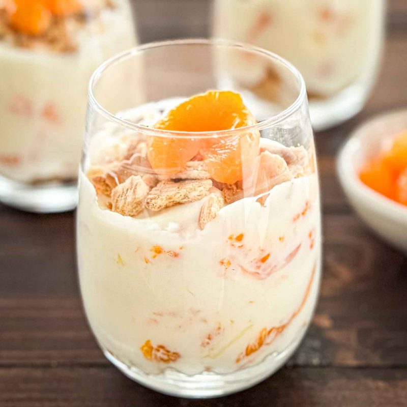 Schnelles Käse-Sahne-Dessert [nur 15 Minuten]