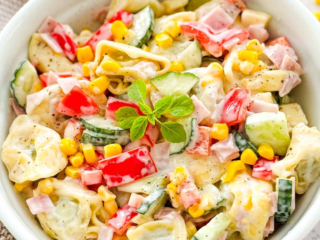 Tortellini Salat mit Schinken