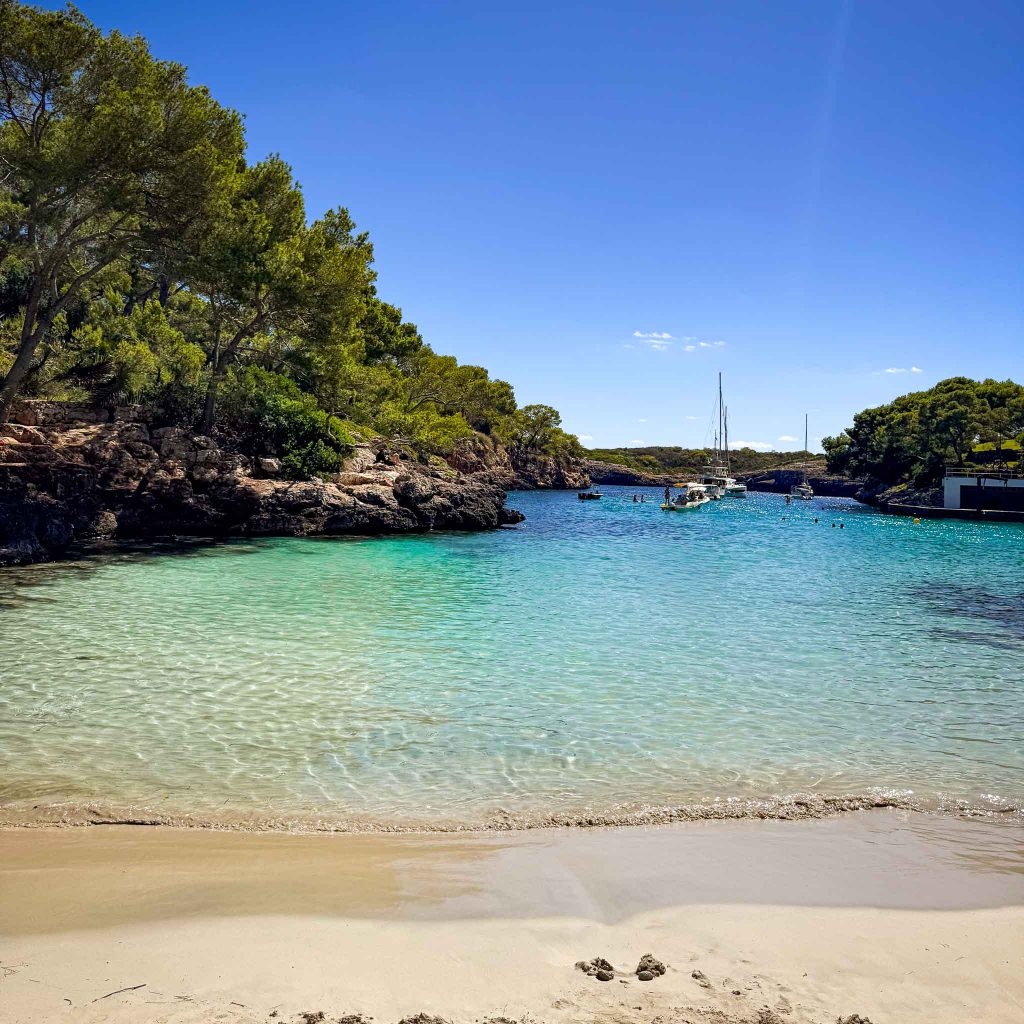 Cala Mitjana