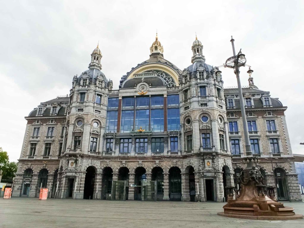 2 Tage in Antwerpen: Die besten Sehenswürdigkeiten und Tipps 7 Hauptbahnhof Antwerpen