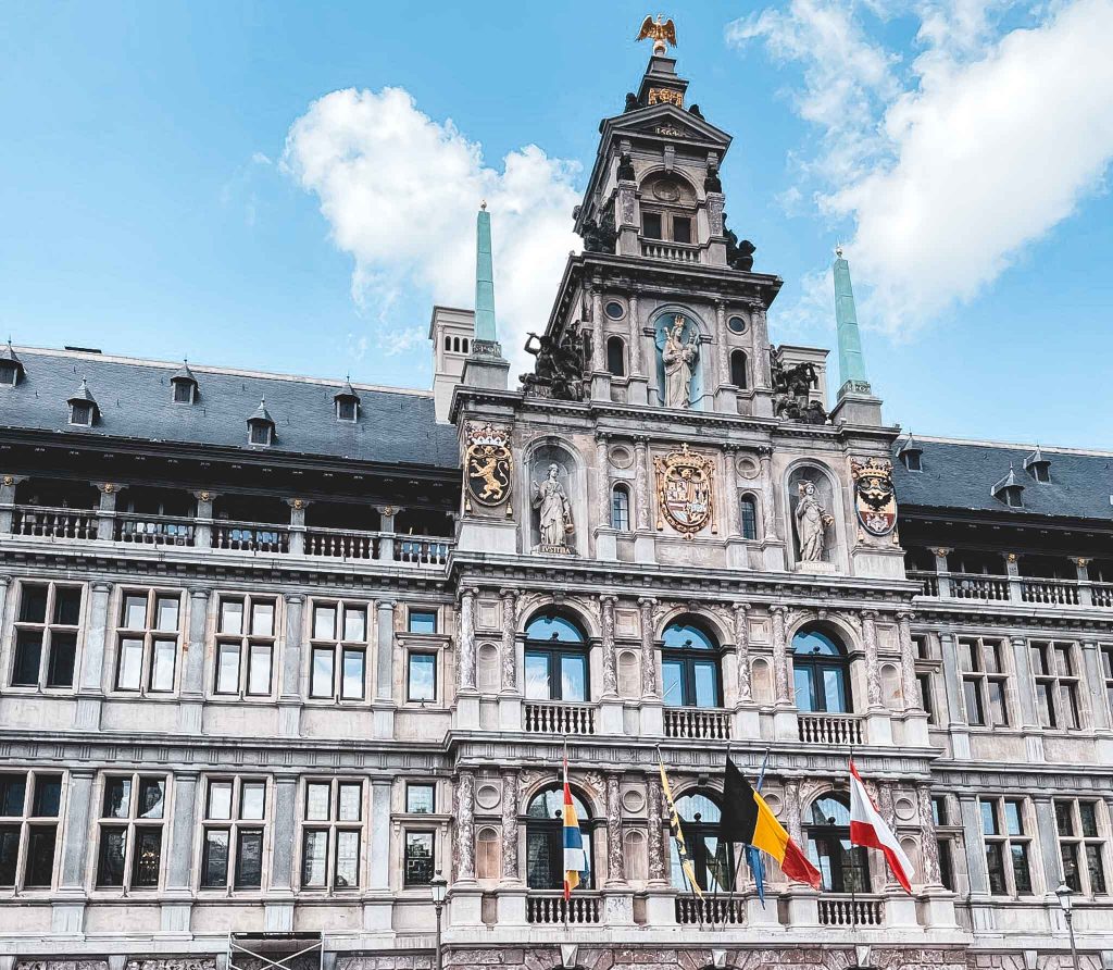 2 Tage in Antwerpen: Die besten Sehenswürdigkeiten und Tipps 8 Rathaus Antwerpen
