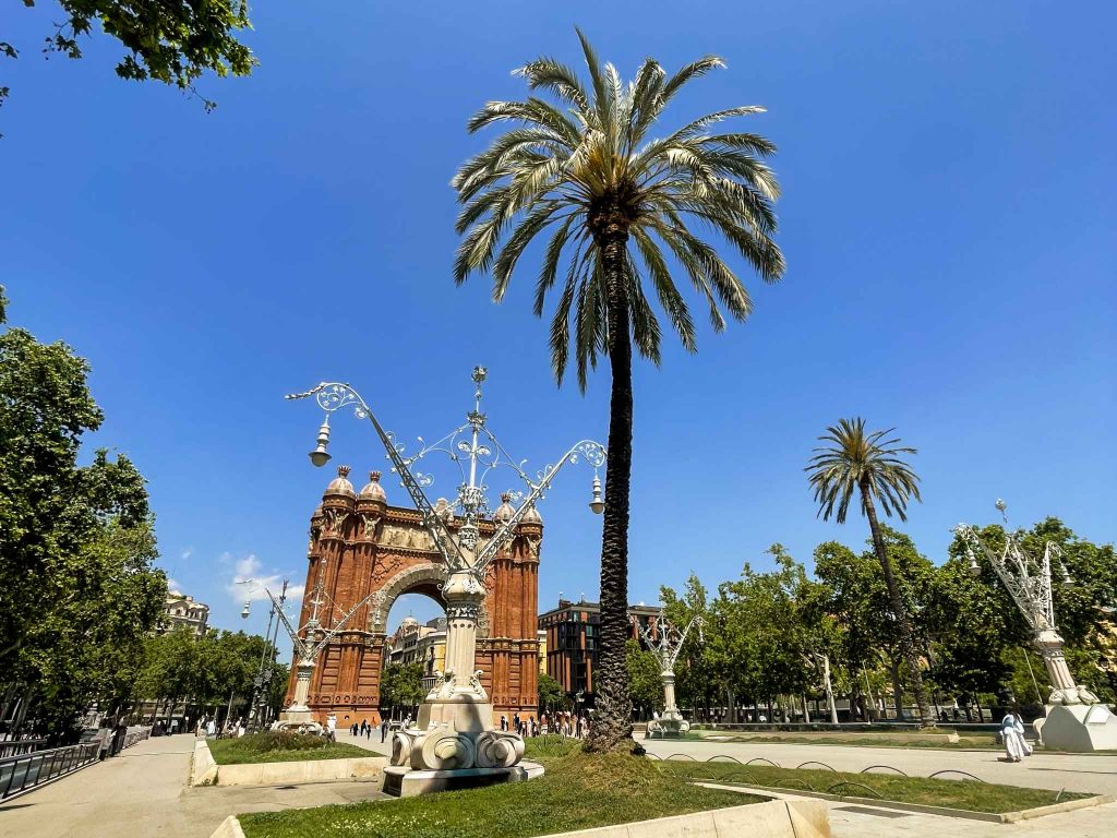 3 Tage in Barcelona: Tipps und Sehenswürdigkeiten 14 Arc de Triomf