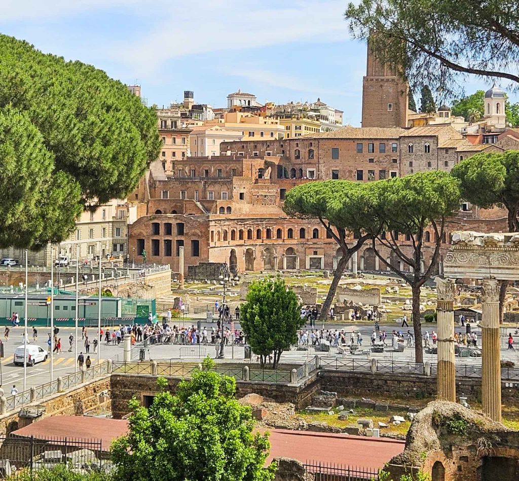 Die Top 10 Sehenswürdigkeiten in Rom 12 Forum Romanum