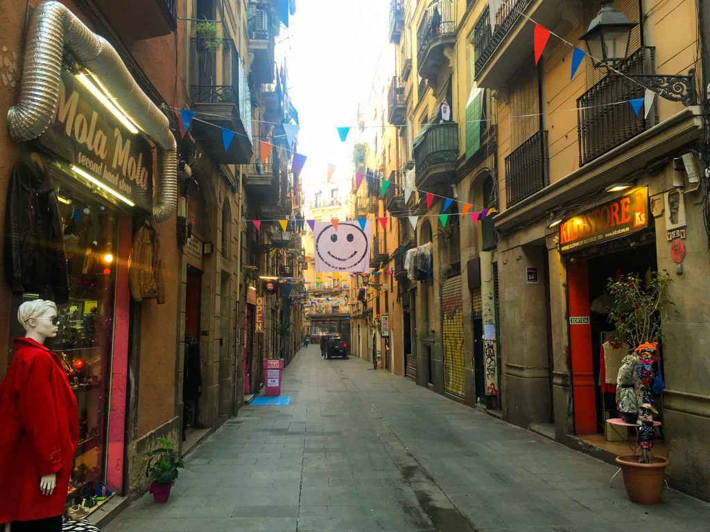 3 Tage in Barcelona: Tipps und Sehenswürdigkeiten 9 Raval Gasse