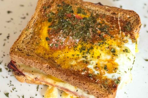 Toast im Airfryer mit Ei