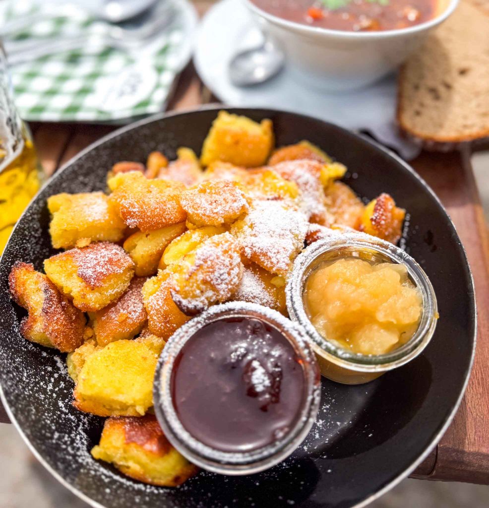 Urlaub am Tegernsee: Die besten Aktivitäten und Tipps 11 Untere Firstalm Kaiserschmarrn