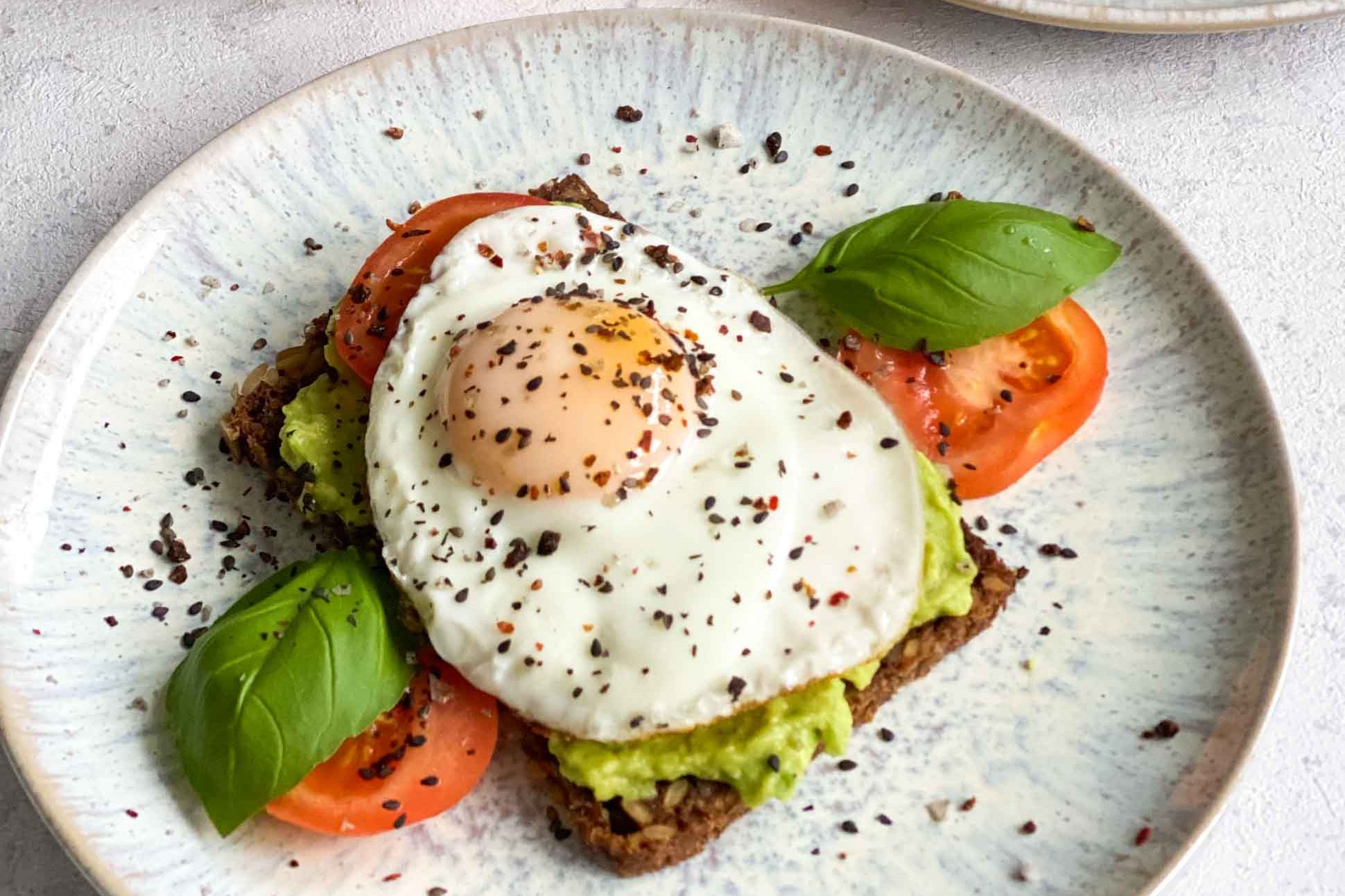 Avocado Brot mit Ei Rezept Einfach