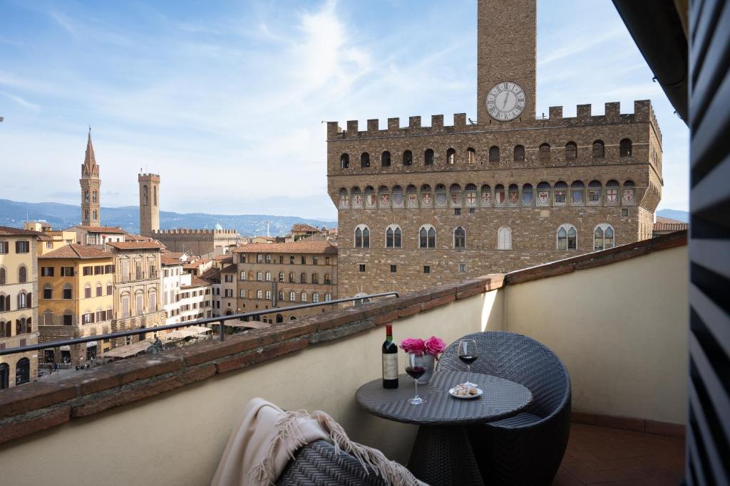 Toskana-Rundreise: Die perfekte Route für 7 Tage 19 Relais Piazza Signoria Ausblick