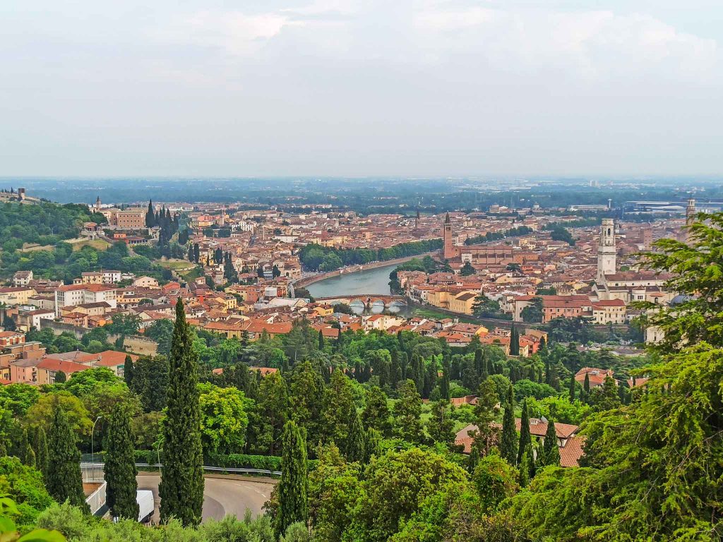 2 Tage in Verona: Die besten Sehenswürdigkeiten und Tipps 22 Verona Aussicht