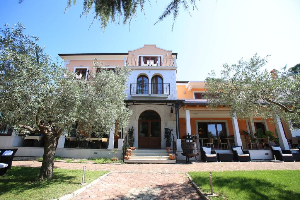 Villa Dobravac Außenbereich