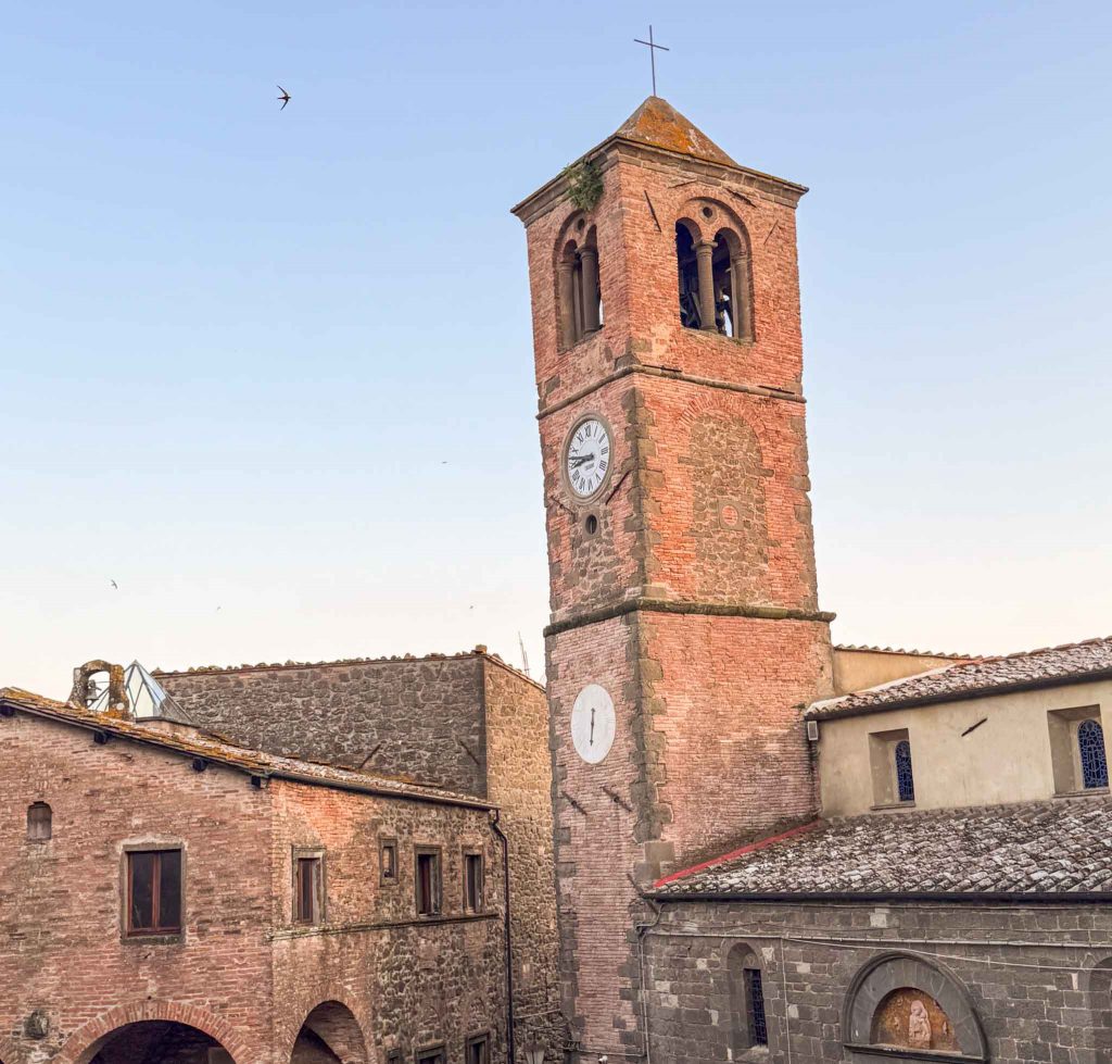 Toskana-Rundreise: Die perfekte Route für 7 Tage 5 Volterra Turm
